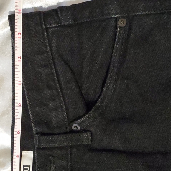 Uniqlo jeans - Picture 7 of 11